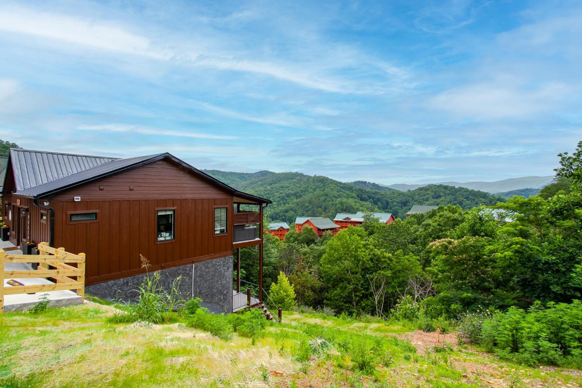 Bearly Haus -Views, Hot Tub, Pool & Xbox! Vila Pigeon Forge Exterior foto